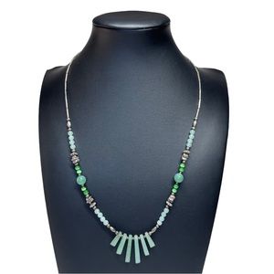 VTG Navajo Southwest Jadeite Jade Light Green Beaded Necklace 21"